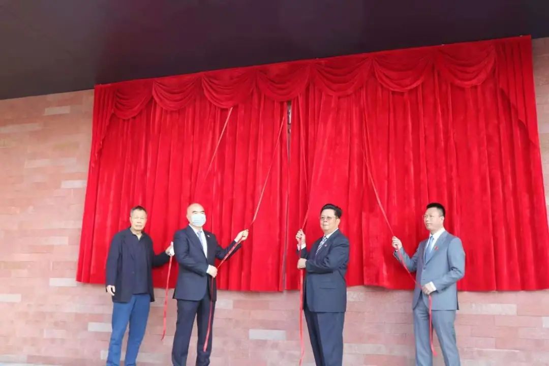 祝賀茂名高圳車革命傳統(tǒng)教育基地正式落成揭牌(圖12) 祝賀茂名高圳車革命傳統(tǒng)教育基地正式落成揭牌(圖12)